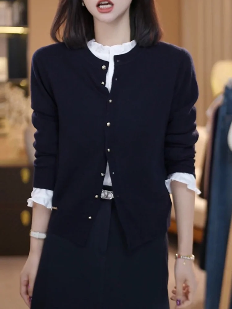 Autumn 2026 New Sle Knitted Open Cardigan Top round Ne Single Row Small Gold Bule Versatile Loose Fit Casual Wear for W...
Autumn 2026 New Sle Knitted Open Cardigan Top round Ne Single Row Small Gold Bule Versatile Loose Fit Casual Wear for W...