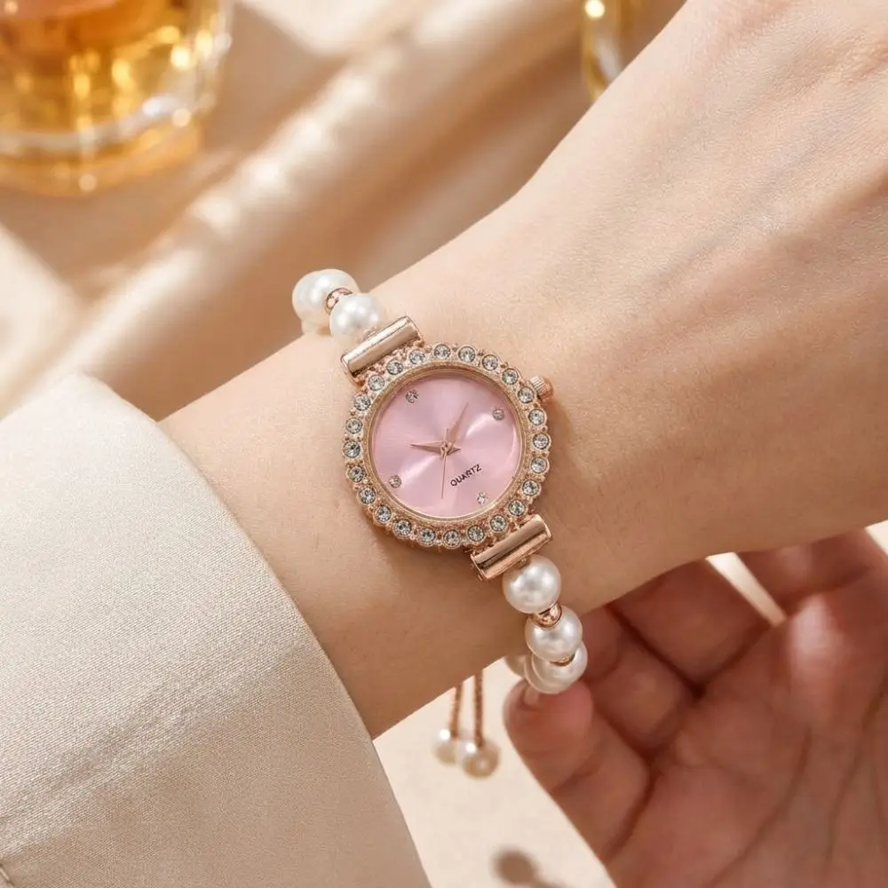 Rhinestone Quartz Watches Diamond Studded Watch Strap with Adjustable Bracelet Circle Shaped Watch Women Wristwatch Women Girl
Rhinestone Quartz Watches Diamond Studded Watch Strap with Adjustable Bracelet Circle Shaped Watch Women Wristwatch Women Girl