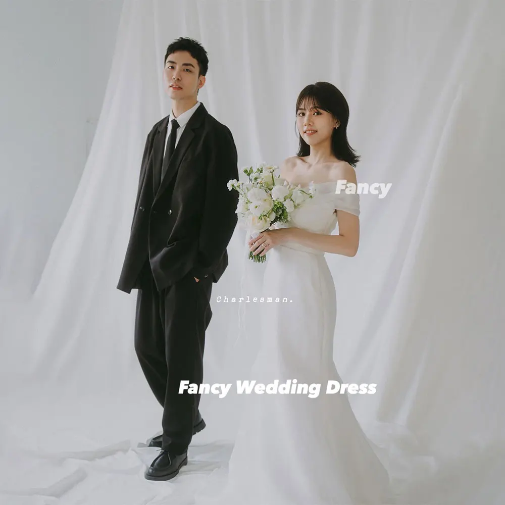 Fancy Simple Off Shouder Wedding Dress Mermaid Organza Floor Length Evening Dress Ball Bridal Gown Robes Customized
Fancy Simple Off Shouder Wedding Dress Mermaid Organza Floor Length Evening Dress Ball Bridal Gown Robes Customized