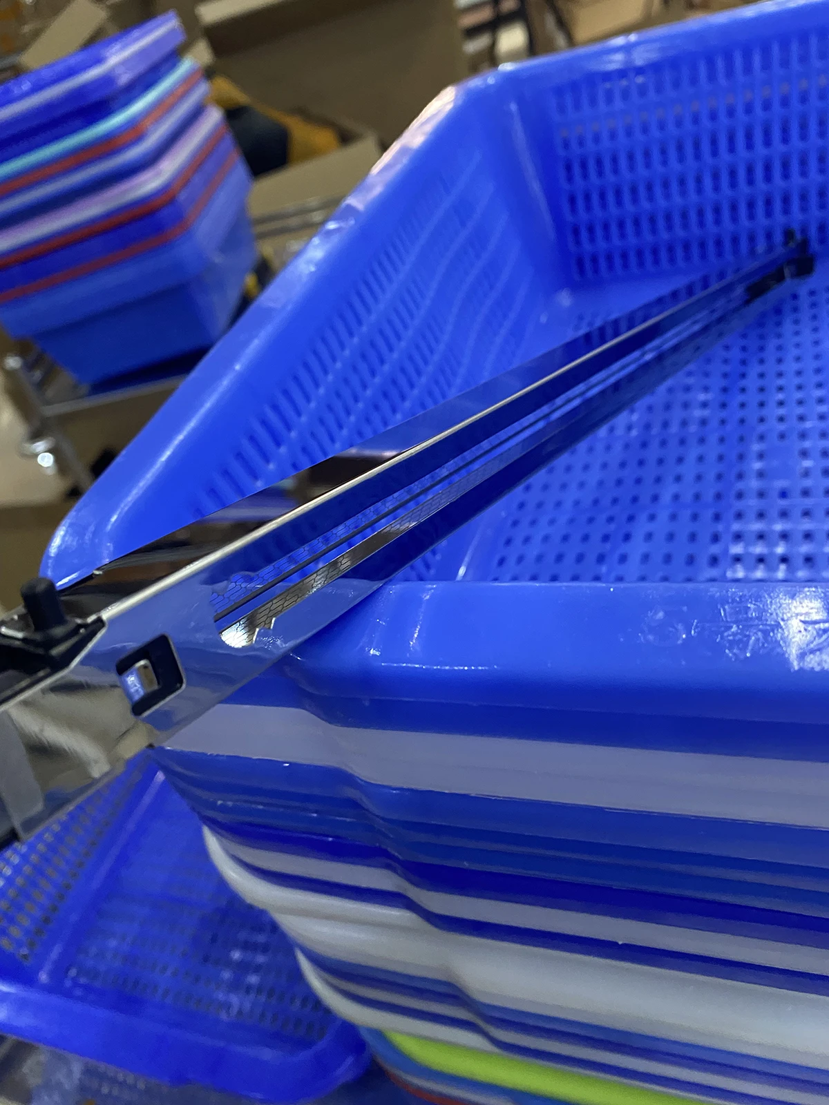 Коронный блок зарядки для Konica Minolta C6500 C5501 C6000 C6501 C7000 Corona Grid
Коронный блок зарядки для Konica Minolta C6500 C5501 C6000 C6501 C7000 Corona Grid