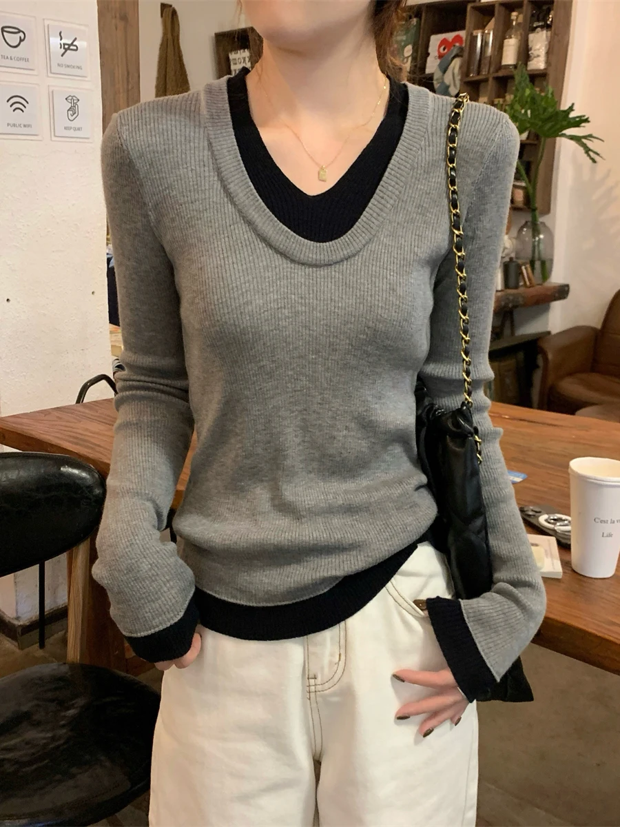 Slim Fit Long Sve V-Ne Knitwear Top Autumn Winter Faion Inner Wear Base Layer Sli Outer Design False Two-Piece Swe...
Slim Fit Long Sve V-Ne Knitwear Top Autumn Winter Faion Inner Wear Base Layer Sli Outer Design False Two-Piece Swe...