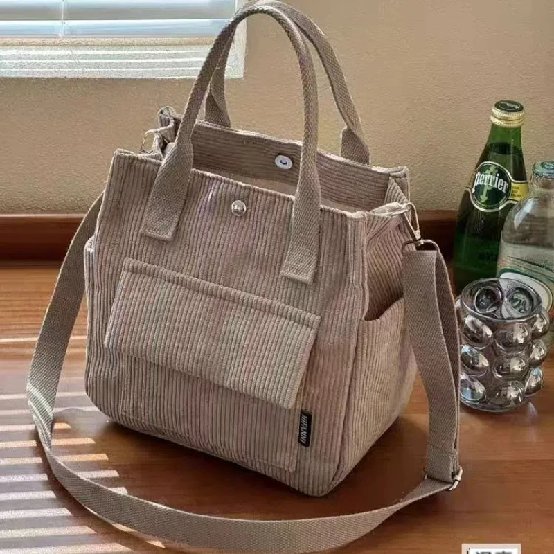 Corduroy Multi Pocket Hand-held Crossbody, Simple and Versatile, Portable Bento Lunch Box Bag
Corduroy Multi Pocket Hand-held Crossbody, Simple and Versatile, Portable Bento Lunch Box Bag