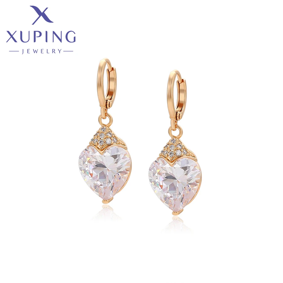 Xuping Jewelry Fashion Luxury Women Drop Earrings with Synthetic Cubic Zirconia for Valentine's Day Gift 27656
Xuping Jewelry Fashion Luxury Women Drop Earrings with Synthetic Cubic Zirconia for Valentine's Day Gift 27656