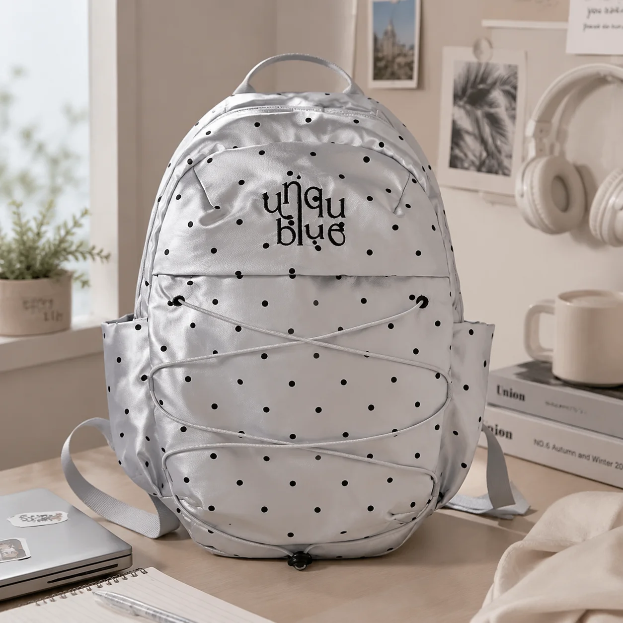 Drawstring Backpack Silver Mist Polka Dot Portable Student Shoulder Bag Cute Millennial Style School Casual For Girls Gift
Drawstring Backpack Silver Mist Polka Dot Portable Student Shoulder Bag Cute Millennial Style School Casual For Girls Gift
