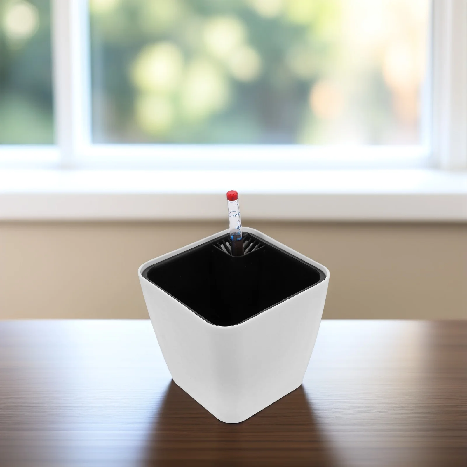 Self Watering Planter Box Automatic Watering Flower Pot White for Indoor Windowsill Nursery High Drainage Plant Pot
Self Watering Planter Box Automatic Watering Flower Pot White for Indoor Windowsill Nursery High Drainage Plant Pot