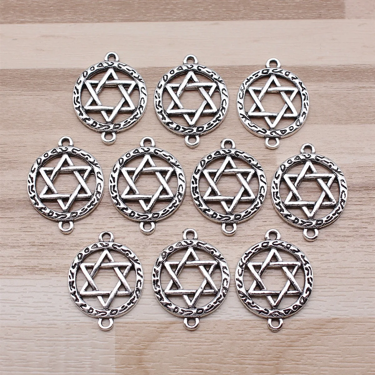 IFOCUS 10pcs/Lot Star Of David Connector Charms For DIY Jewelry Making Zinc Alloy 24x18mm/0.94x0.71inch
IFOCUS 10pcs/Lot Star Of David Connector Charms For DIY Jewelry Making Zinc Alloy 24x18mm/0.94x0.71inch