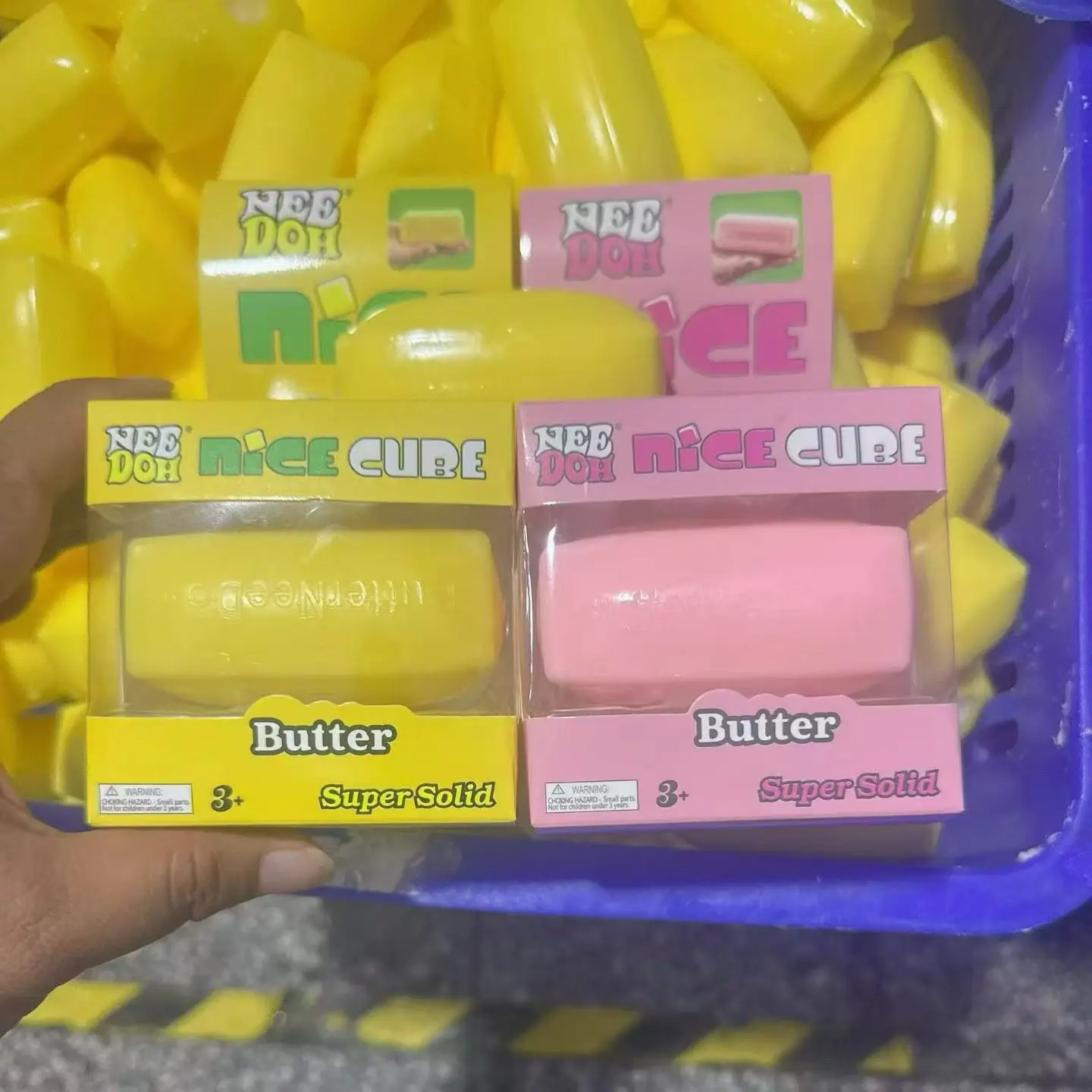 New Arrival NeeDoh Nice butter Cube Glitter Sparkle Squeeze Toy Slow Rising Sensory Fidget Cube Anti-Anxiety Stress Relief Toy
New Arrival NeeDoh Nice butter Cube Glitter Sparkle Squeeze Toy Slow Rising Sensory Fidget Cube Anti-Anxiety Stress Relief Toy