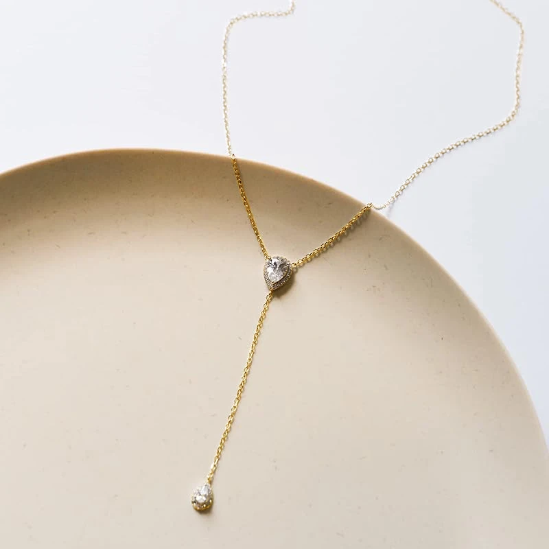 Dainty Teardrop CZ Y-Drop Necklace Pear Cut Double Teardrop Lariat Adjustable Copper Chain Minimalist Statement Jewelry
Dainty Teardrop CZ Y-Drop Necklace Pear Cut Double Teardrop Lariat Adjustable Copper Chain Minimalist Statement Jewelry