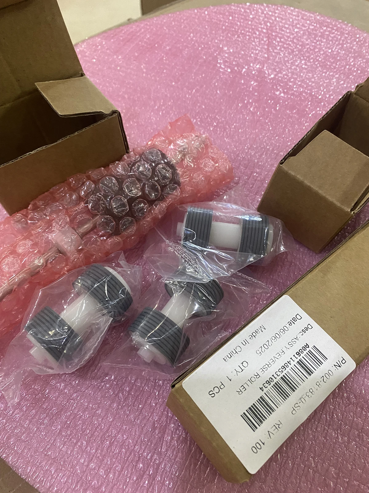 Сменный комплект ролика захвата 1St ADF для Avision AD260 AD280 AD230U AD240U AD250 AD250F AD370 002-8183-0-SP 002-8287 002-9072-0-SP
Сменный комплект ролика захвата 1St ADF для Avision AD260 AD280 AD230U AD240U AD250 AD250F AD370 002-8183-0-SP 002-8287 002-9072-0-SP