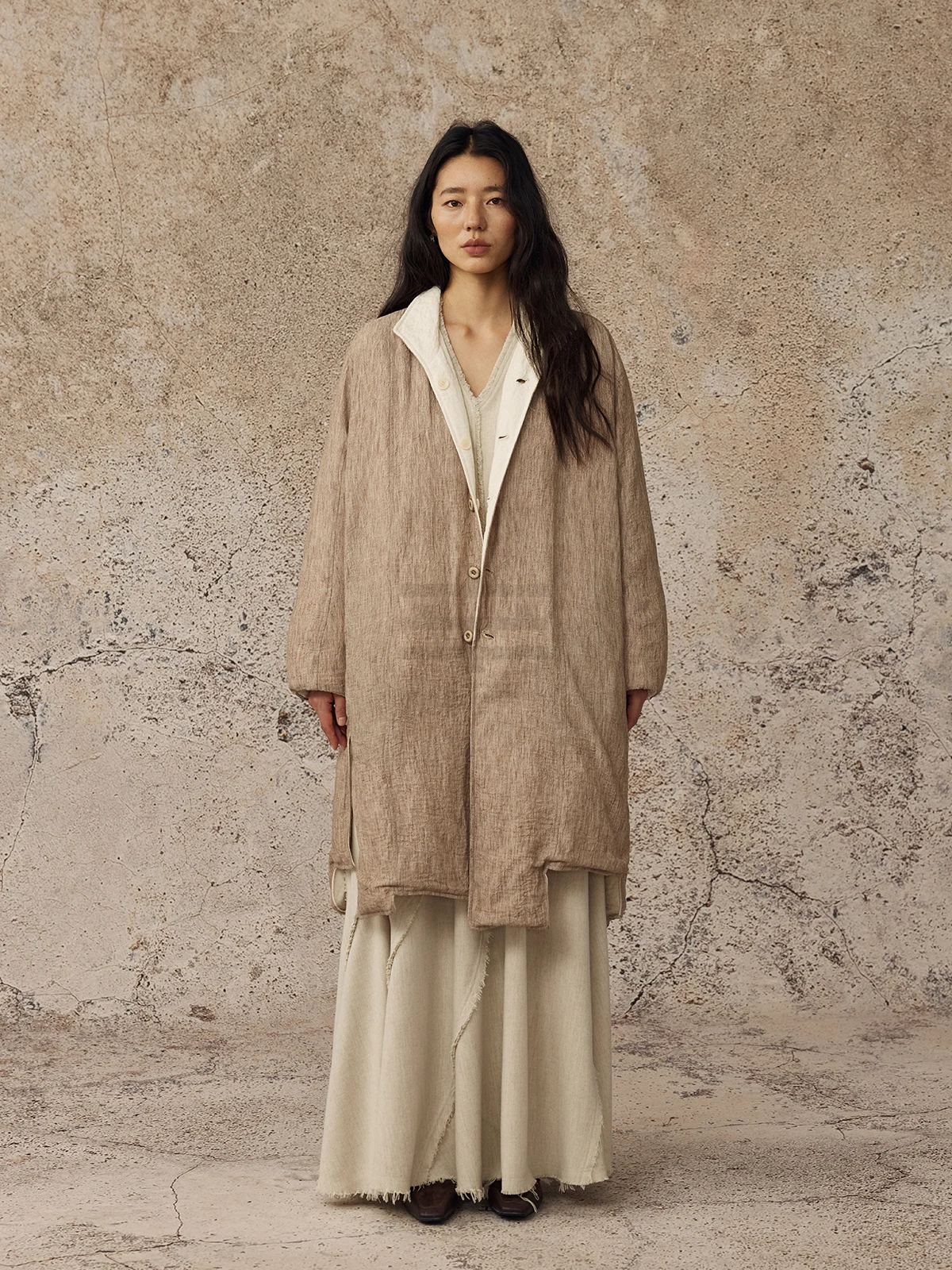 Женское пальто alpw White Moonlight Rural Aesthetic с асимметричным подолом, свободного кроя, в китайском стиле
Женское пальто alpw White Moonlight Rural Aesthetic с асимметричным подолом, свободного кроя, в китайском стиле