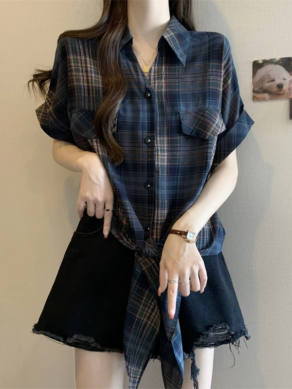 Retro Hong Kong Style Plaid Short Sleeve Base Shirt Women Summer Large Size Design Sense Short Design Belted Top
Retro Hong Kong Style Plaid Short Sleeve Base Shirt Women Summer Large Size Design Sense Short Design Belted Top