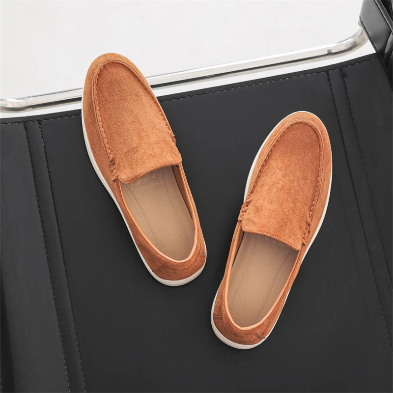 Fashionable Solid Color Casual Shoes for Men's Outdoor Driving Flat Shoes Classic Fashionable Lightweight Shoe Niche Flat Bottom
Fashionable Solid Color Casual Shoes for Men's Outdoor Driving Flat Shoes Classic Fashionable Lightweight Shoe Niche Flat Bottom