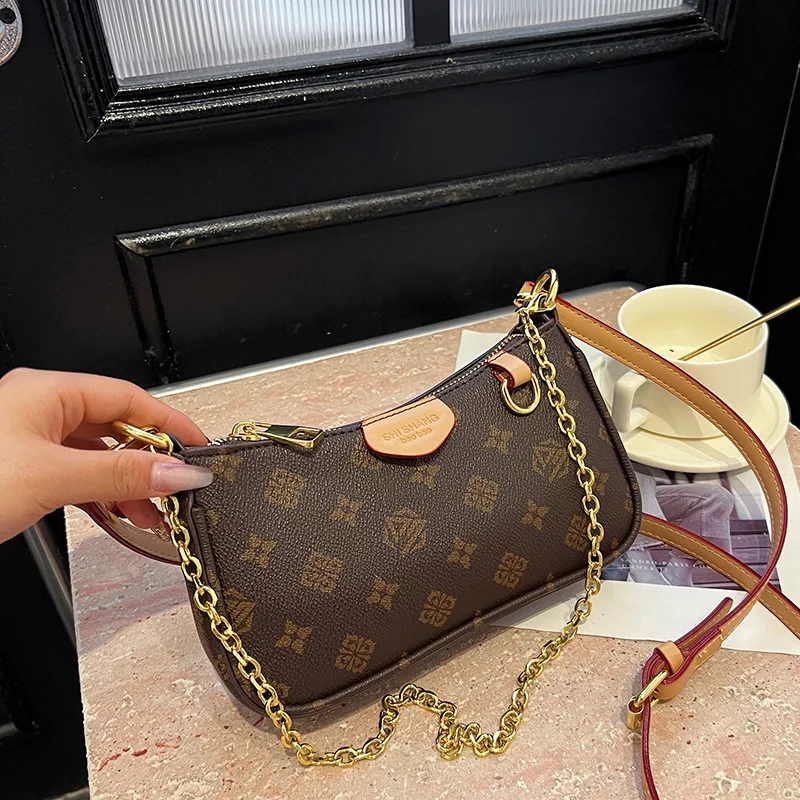 2026 High-End Retro Baguette Bag: A classic and versatile underarm bag suitable for women's everyday wear, perfect for shoulder
2026 High-End Retro Baguette Bag: A classic and versatile underarm bag suitable for women's everyday wear, perfect for shoulder