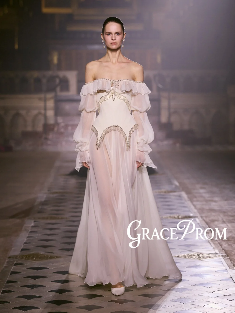 Stylish Beaded Corset Evening Dress Off Shoulder Elegant Illusion Wedding Party Gowns Customized Glamorous Long Banquet Gowns
Stylish Beaded Corset Evening Dress Off Shoulder Elegant Illusion Wedding Party Gowns Customized Glamorous Long Banquet Gowns