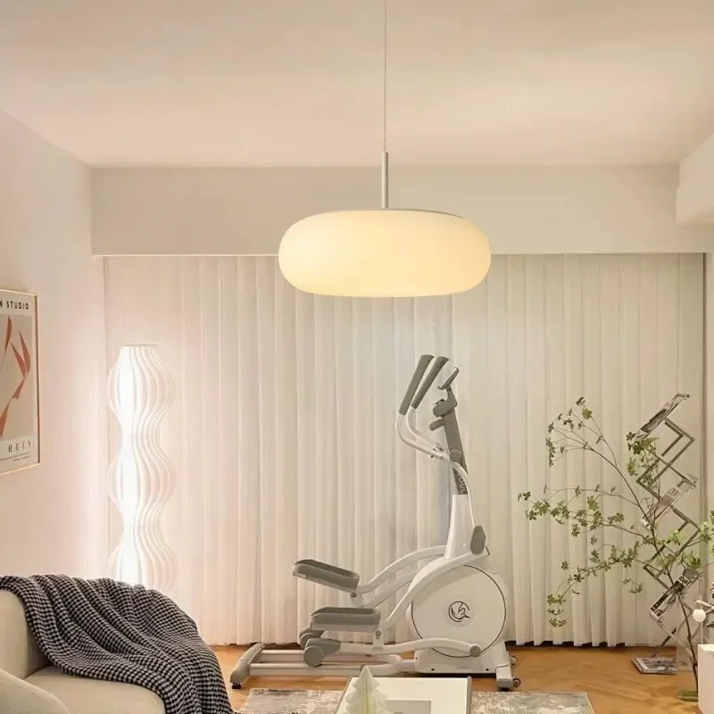Full Spectrum Bedroom Lamp Nordic Simple Modern Cream Style Girl Room Lamps Warm and Romantic Restaurant Light
Full Spectrum Bedroom Lamp Nordic Simple Modern Cream Style Girl Room Lamps Warm and Romantic Restaurant Light