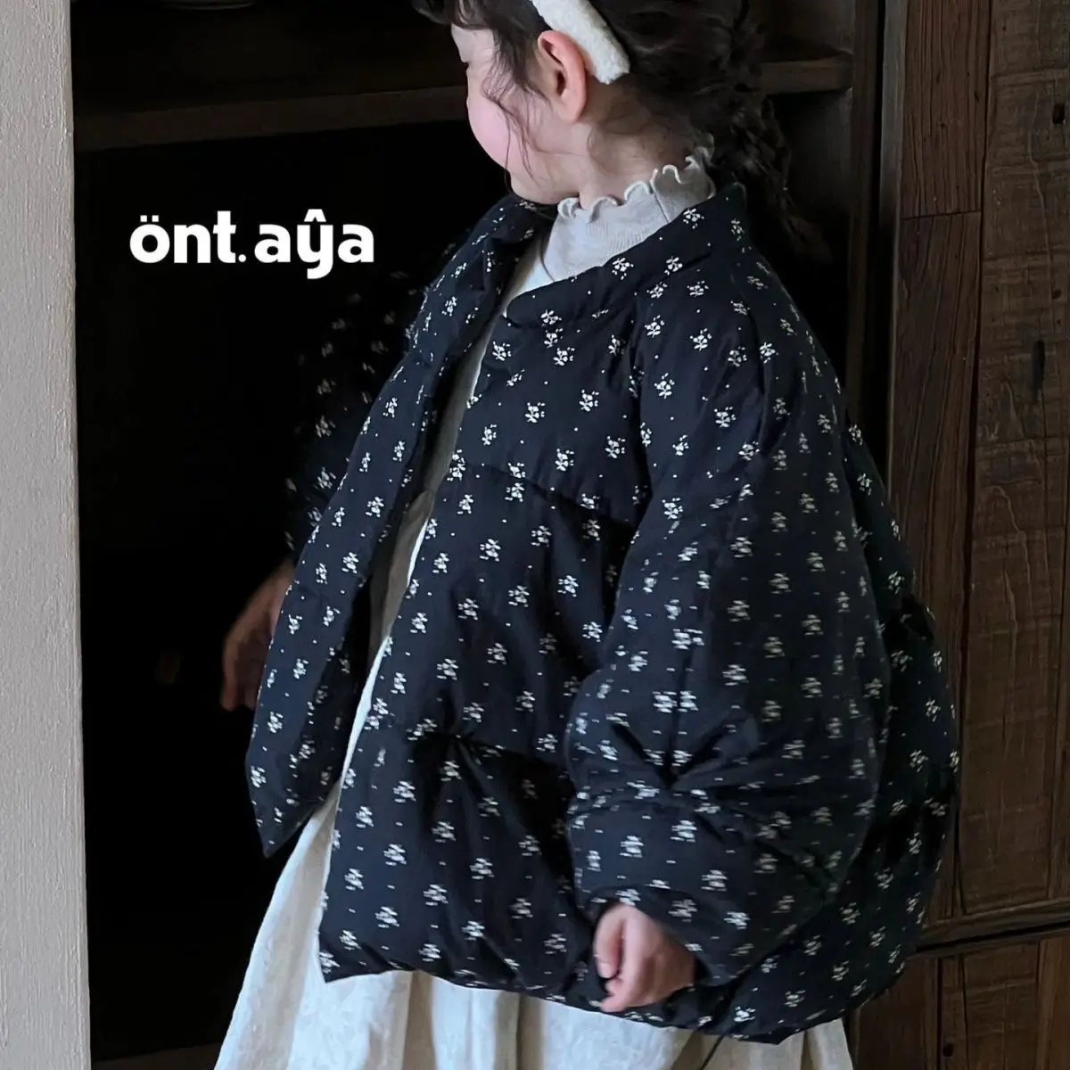 2025 New Children Autumn and Winter Small Flower Thickened Winter Cotton Jacket Warm and Temperature Girls Coatton Coat
2025 New Children Autumn and Winter Small Flower Thickened Winter Cotton Jacket Warm and Temperature Girls Coatton Coat