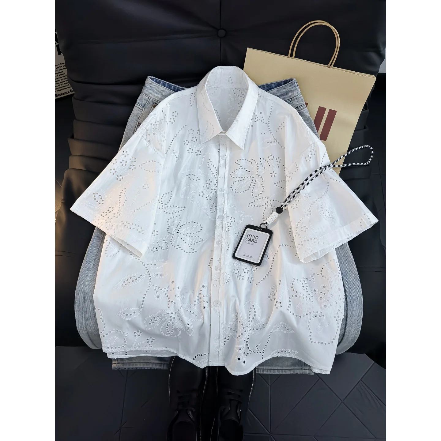 White Hollow out Summer Thin Breathable Men's And Women's Hawaii Lazy Style Retro Handsome Short Sleeve Shirt Casual Top
White Hollow out Summer Thin Breathable Men's And Women's Hawaii Lazy Style Retro Handsome Short Sleeve Shirt Casual Top