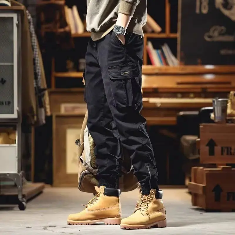 Мужские модные брюки-карго цвета хаки: новые, трендовые, универсальные, свободного кроя, с манжетами, в уличном стиле, повседневные, для отдыха, в американском стиле, шикарные
Мужские модные брюки-карго цвета хаки: новые, трендовые, универсальные, свободного кроя, с манжетами, в уличном стиле, повседневные, для отдыха, в американском стиле, шикарные