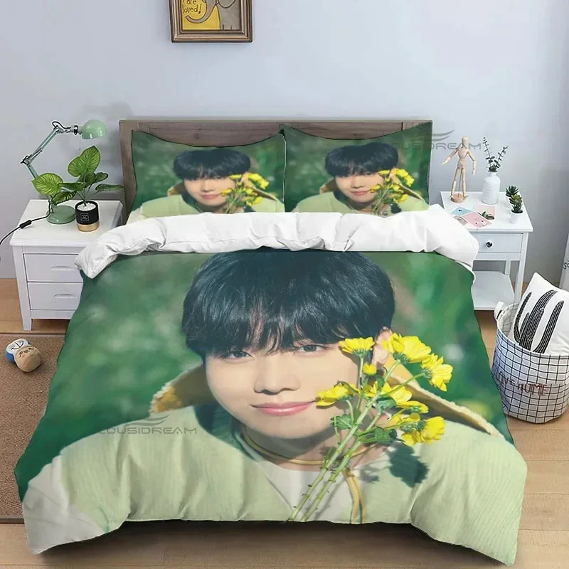 Korean Fashion Male Singer Group Comforter Bedding Set,Duvet Cover Bed Set Quilt Cover Pillowcase,King Queen Size Bedding Set
Korean Fashion Male Singer Group Comforter Bedding Set,Duvet Cover Bed Set Quilt Cover Pillowcase,King Queen Size Bedding Set