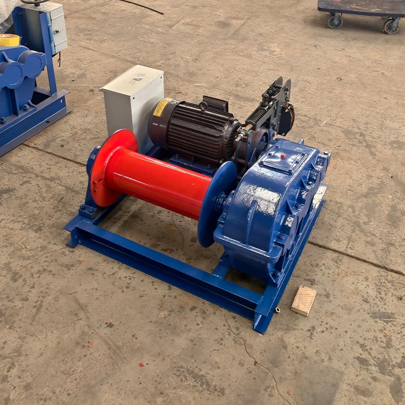 Электрическая буксировочная лебедка с одним барабаном 10 т для оптоволоконных кабелей
Электрическая буксировочная лебедка с одним барабаном 10 т для оптоволоконных кабелей