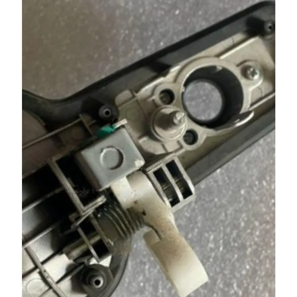 Roewe W5 Exterior Door Handle Bracket Pull Metal Outer Support Retainer Brackets Accessories China Brand Automotive Parts
Roewe W5 Exterior Door Handle Bracket Pull Metal Outer Support Retainer Brackets Accessories China Brand Automotive Parts