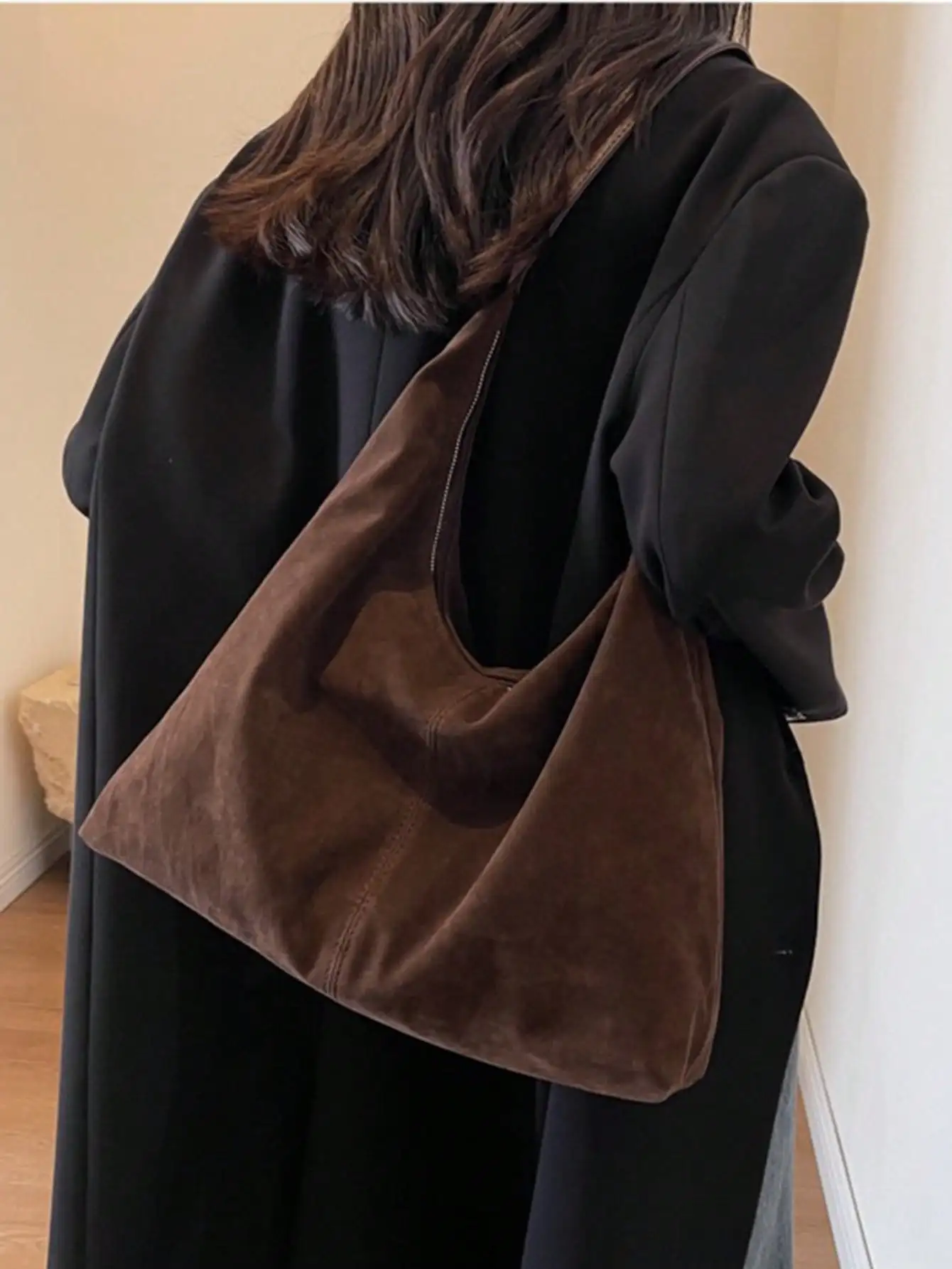 New Versatile Retro Bag For Women, Suede Miramar Style Simple Hobo Bag, Large Capacity Commuter Casual Shoulder Bag, Vintage
New Versatile Retro Bag For Women, Suede Miramar Style Simple Hobo Bag, Large Capacity Commuter Casual Shoulder Bag, Vintage