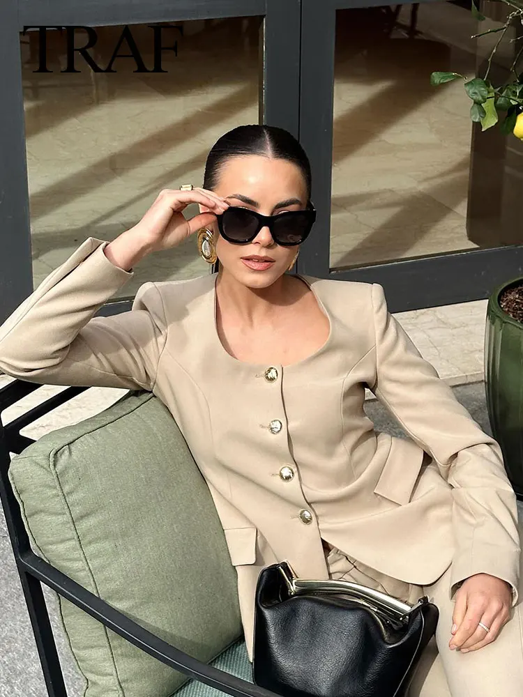 TRAF Spring Women's Fashion Round Neck Blazer Long Sleeve Metal Button Chic Wild Streetwear Commute Office Lady Women's Coat Top
TRAF Spring Women's Fashion Round Neck Blazer Long Sleeve Metal Button Chic Wild Streetwear Commute Office Lady Women's Coat Top