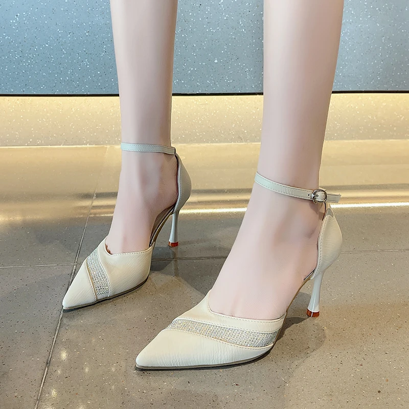 2023Celebrity High-heeled Shoes Women's Thin Heeled Pointed New Fashion Summer Rhinestone Versatile Shallow Single Shoe Women
2023Celebrity High-heeled Shoes Women's Thin Heeled Pointed New Fashion Summer Rhinestone Versatile Shallow Single Shoe Women