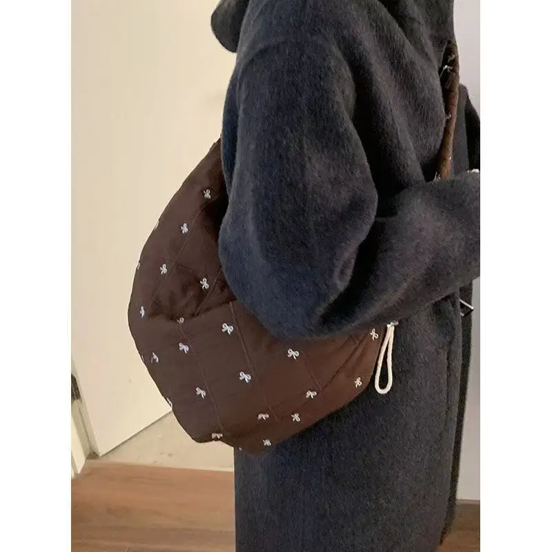 Shoulder Bag for Women Adjustable Strap Hobo Bag with Zipper Crossbody Bag Handbag for Work Travel Shopping
Shoulder Bag for Women Adjustable Strap Hobo Bag with Zipper Crossbody Bag Handbag for Work Travel Shopping