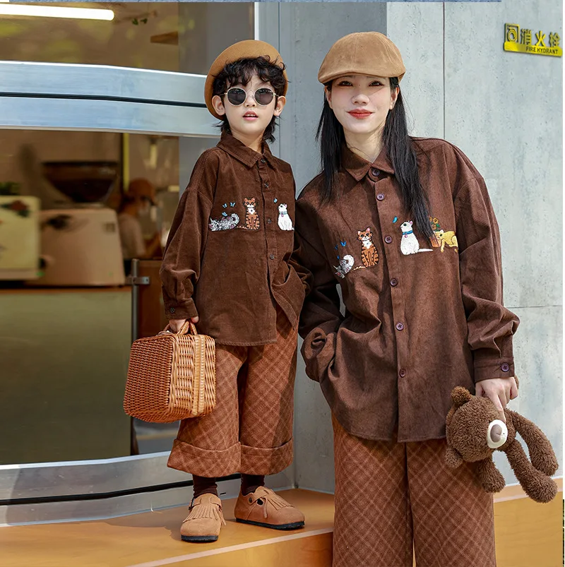 Autumn Mother-son Matching Corduroy Shirt Set Embroidery Trendy Family Matching Outfit Long Sleeve Top Women Girls Casual Wear
Autumn Mother-son Matching Corduroy Shirt Set Embroidery Trendy Family Matching Outfit Long Sleeve Top Women Girls Casual Wear