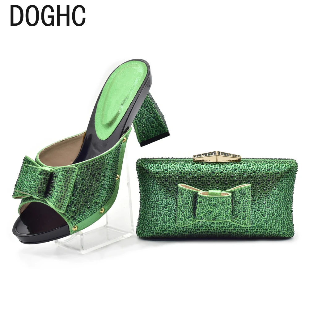 Matching Women Shoes and Bag Set Decorated with Rhinestone African Shoes with Matching Bag Set Green Color Italian Party Shoes
Matching Women Shoes and Bag Set Decorated with Rhinestone African Shoes with Matching Bag Set Green Color Italian Party Shoes
