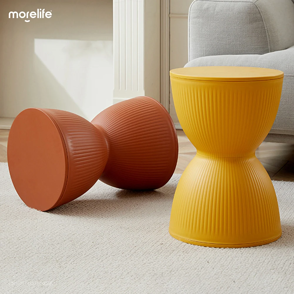Plastic stool Designer Footstool side table creative design hourglass bedside table fashionable changing shoes round stool
Plastic stool Designer Footstool side table creative design hourglass bedside table fashionable changing shoes round stool