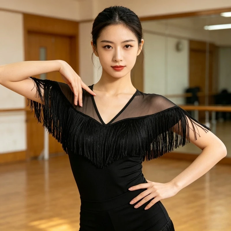 Women Mesh Fringe Latin Dance Top Short Sleeve Adult Ballroom T-shirt Samba Professional Practice Competition Stage Dancewear
Women Mesh Fringe Latin Dance Top Short Sleeve Adult Ballroom T-shirt Samba Professional Practice Competition Stage Dancewear