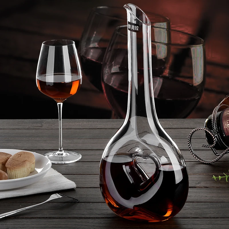 Heart-shaped Wine Decanter Crystal Wine Aerator Hand Blown Lead-free Crystal Glass Unique Design Wine Gift Accessories
Heart-shaped Wine Decanter Crystal Wine Aerator Hand Blown Lead-free Crystal Glass Unique Design Wine Gift Accessories