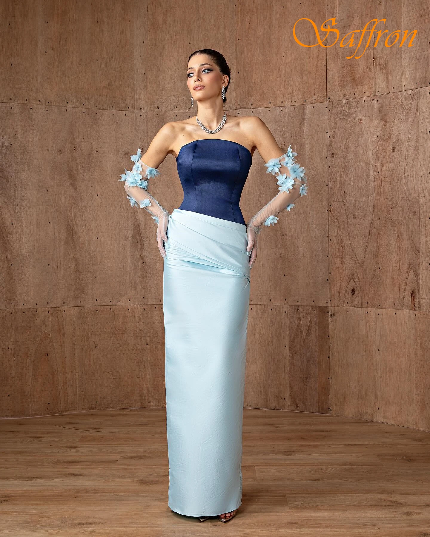 Customized Straight Strapless Sleeveless Classic Evening Dress Delicate Formal Bespoke Occasion Gowns Fashion Party Dress
Customized Straight Strapless Sleeveless Classic Evening Dress Delicate Formal Bespoke Occasion Gowns Fashion Party Dress