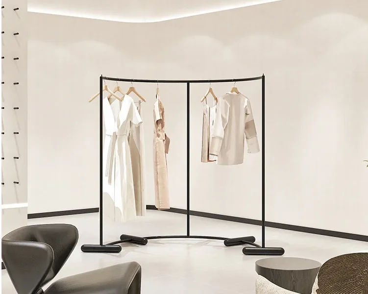 Clothing store display shelf floor type men's and women's clothing store shelf mobile display island shelf clothes hanging pole
Clothing store display shelf floor type men's and women's clothing store shelf mobile display island shelf clothes hanging pole