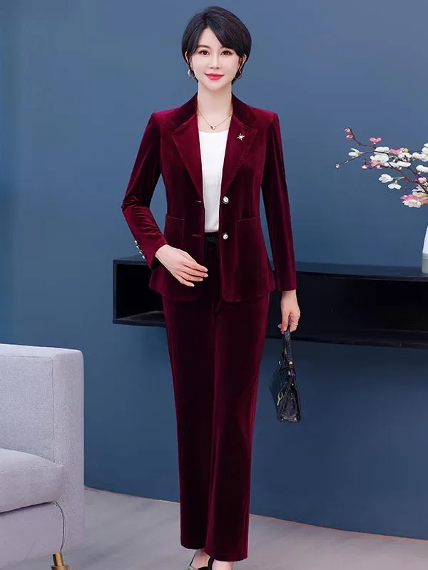 Элитный бархатный костюм-двойка для женщин: приталенный пиджак и брюки с широкими штанинами, коллекция Весна-Осень 2025, комплект для мам
Элитный бархатный костюм-двойка для женщин: приталенный пиджак и брюки с широкими штанинами, коллекция Весна-Осень 2025, комплект для мам