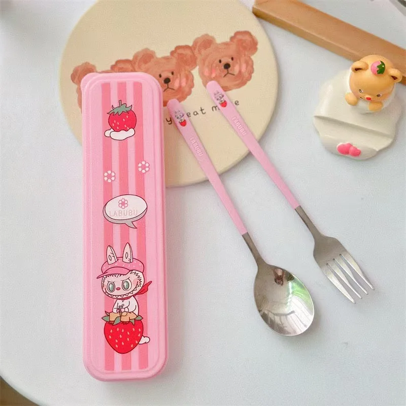 Labubu Spoon and Fork Portable Cutlery Set of 2 430 Stainless Steel Fork and Spoon Set Organizer Kawaii Children's Day Gift
Labubu Spoon and Fork Portable Cutlery Set of 2 430 Stainless Steel Fork and Spoon Set Organizer Kawaii Children's Day Gift