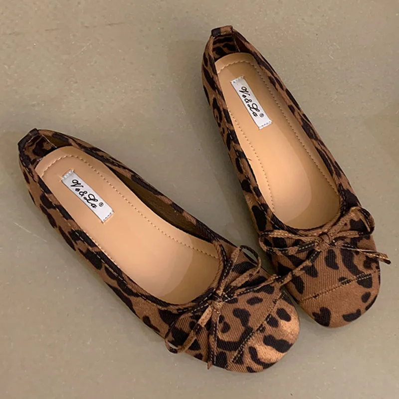 Autumn Women Flat Shoes Fashion Candy Color Ladies Casual Ballerinas Shoes Round Toe Shallow Casual Slip On Blate Shoe New Woman
Autumn Women Flat Shoes Fashion Candy Color Ladies Casual Ballerinas Shoes Round Toe Shallow Casual Slip On Blate Shoe New Woman