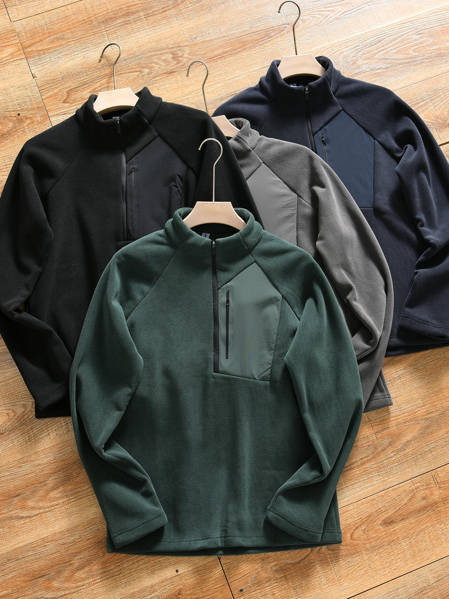 Double-Sided Orlon Skin-Friendly Warm 3D Tailored Autumn Winter Men's Outdoor Casual Half-Zip Stand Collar Sweatshirt
Double-Sided Orlon Skin-Friendly Warm 3D Tailored Autumn Winter Men's Outdoor Casual Half-Zip Stand Collar Sweatshirt