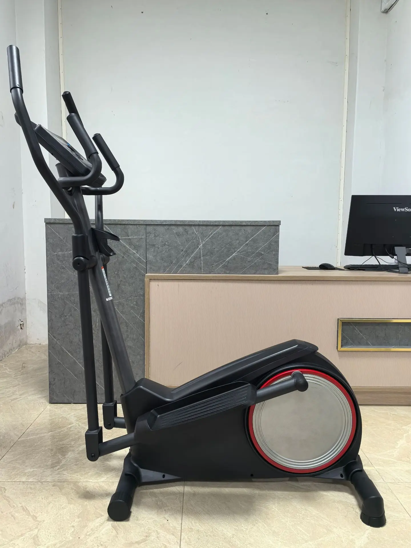 Manual Resistance Adjustable Elliptical Trainer Home Bodybuilding Exercise Bike 2026
Manual Resistance Adjustable Elliptical Trainer Home Bodybuilding Exercise Bike 2026