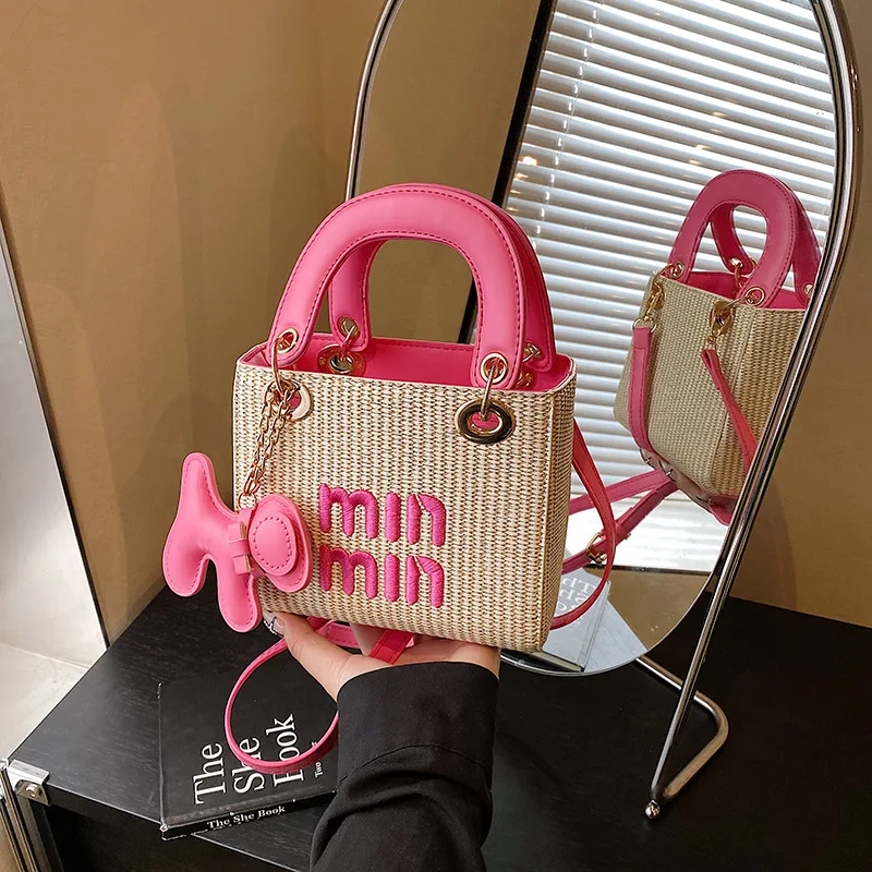 2025 Woven Letter Shoulder Bag - Stylish Women's Crossbody & Handbag with Trendy Monogram Design
2025 Woven Letter Shoulder Bag - Stylish Women's Crossbody & Handbag with Trendy Monogram Design
