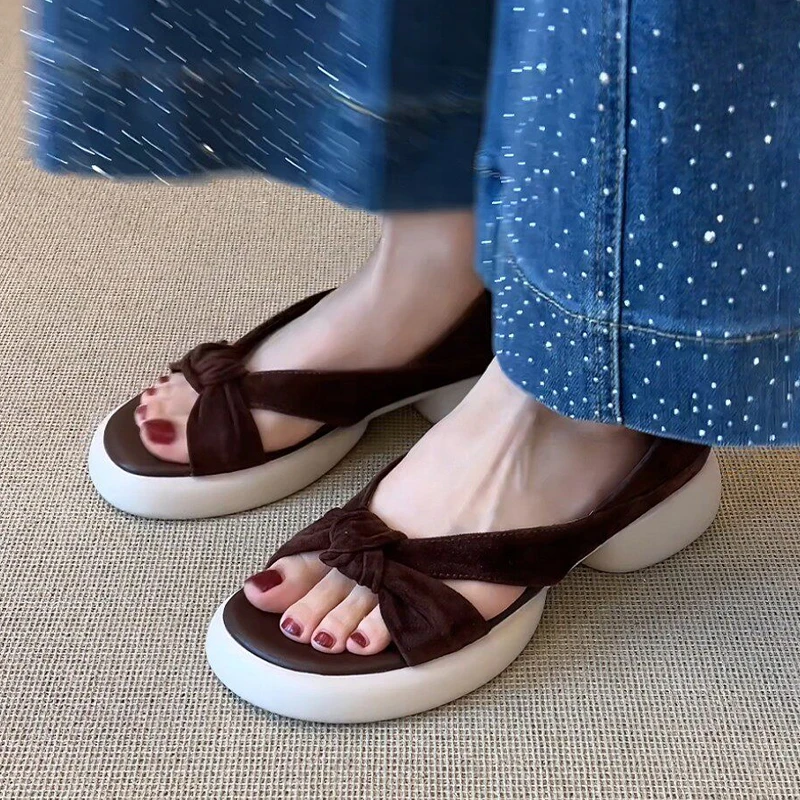 Summer New Women's Sandals Flats Platform Shoes Designer Open Toe Slippers 2026 Casual Sport Shoes Fashion Walking Slides Mujer
Summer New Women's Sandals Flats Platform Shoes Designer Open Toe Slippers 2026 Casual Sport Shoes Fashion Walking Slides Mujer