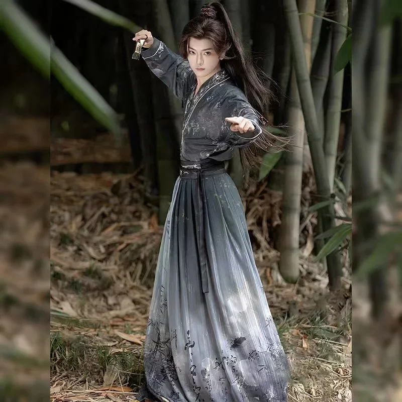 Cool Sowrdsman Cosplay Garments Boys Original Song Dynasty Men's Hanfu Autumn Winter Traditional Cross Collar Costume Stylish
Cool Sowrdsman Cosplay Garments Boys Original Song Dynasty Men's Hanfu Autumn Winter Traditional Cross Collar Costume Stylish