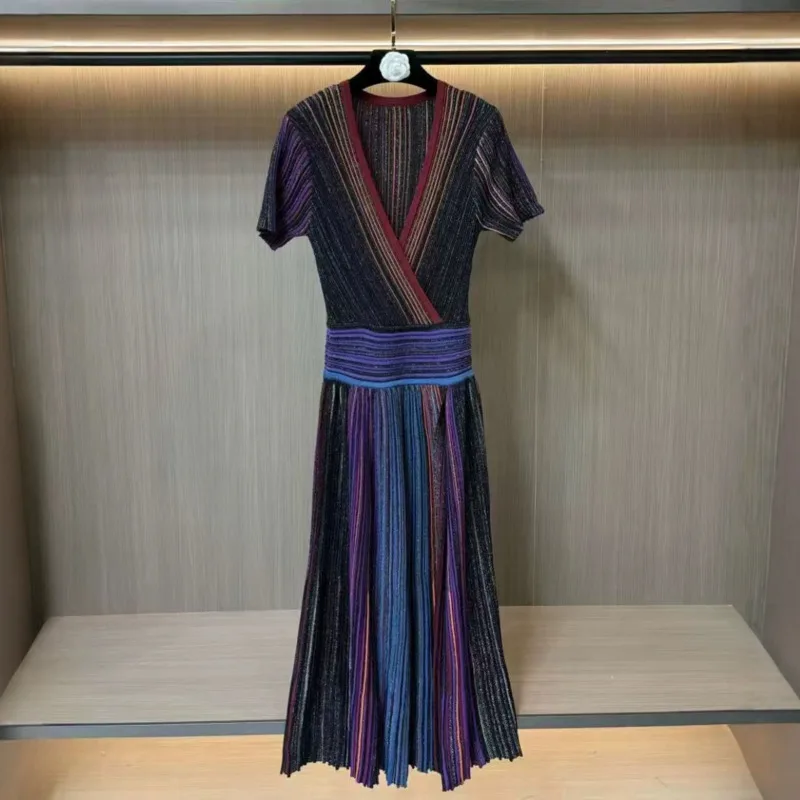 LEOSOXS Women's Knit V Neck Maxi Dress Colorful Striped Short Sleeve Pleated A-Line Formal Party Outfit 2025
LEOSOXS Women's Knit V Neck Maxi Dress Colorful Striped Short Sleeve Pleated A-Line Formal Party Outfit 2025