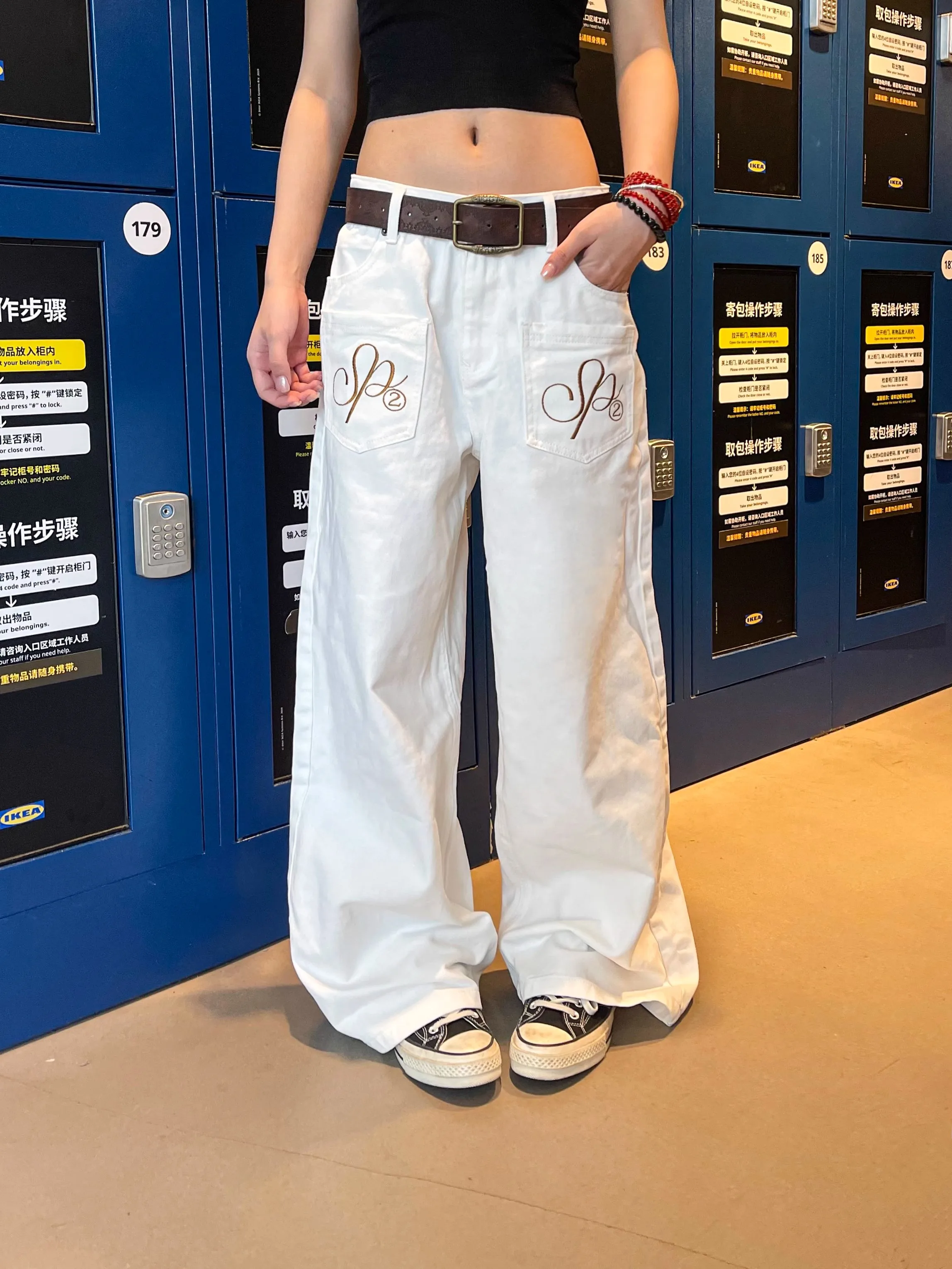 Женские белые мешковатые джинсы, винтажные джинсы 90-х годов Y2k в стиле бойфренда, длинные брюки, уличная одежда, широкие джинсовые брюки, одежда оверсайз, 2025 г.
Женские белые мешковатые джинсы, винтажные джинсы 90-х годов Y2k в стиле бойфренда, длинные брюки, уличная одежда, широкие джинсовые брюки, одежда оверсайз, 2025 г.