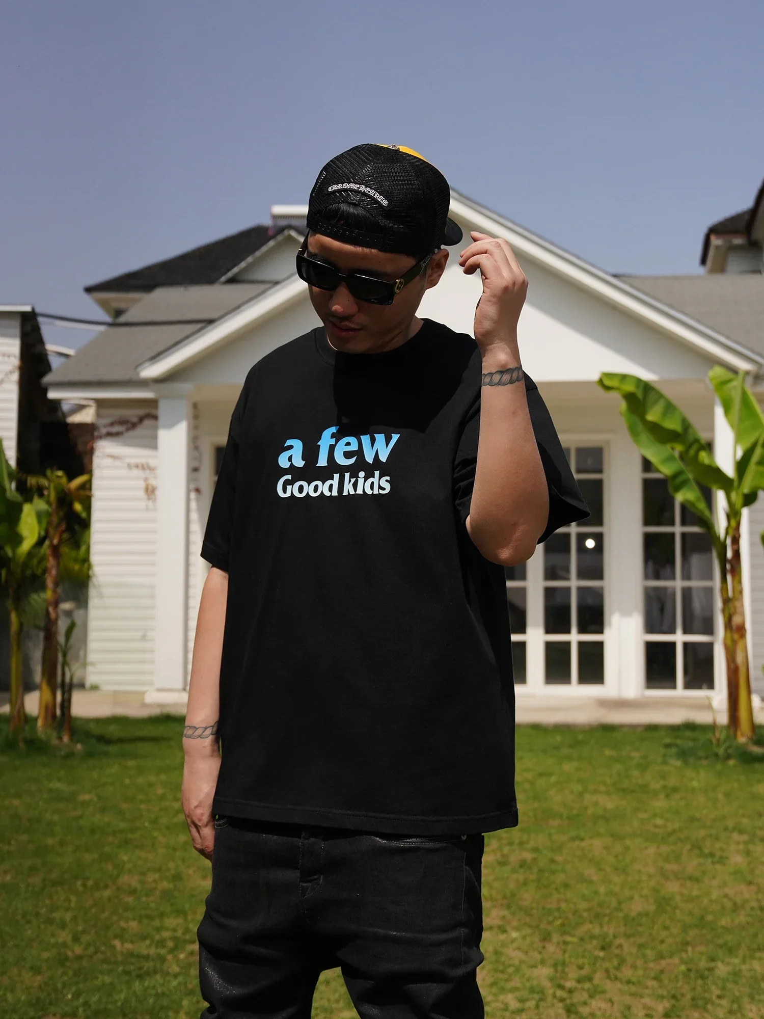 Luxury Heavy Cotton Basic Short Sleeve T-shirt Men's and Women's Summer Five-and-a-half-sleeve American T-shirt 2024 New In
Luxury Heavy Cotton Basic Short Sleeve T-shirt Men's and Women's Summer Five-and-a-half-sleeve American T-shirt 2024 New In