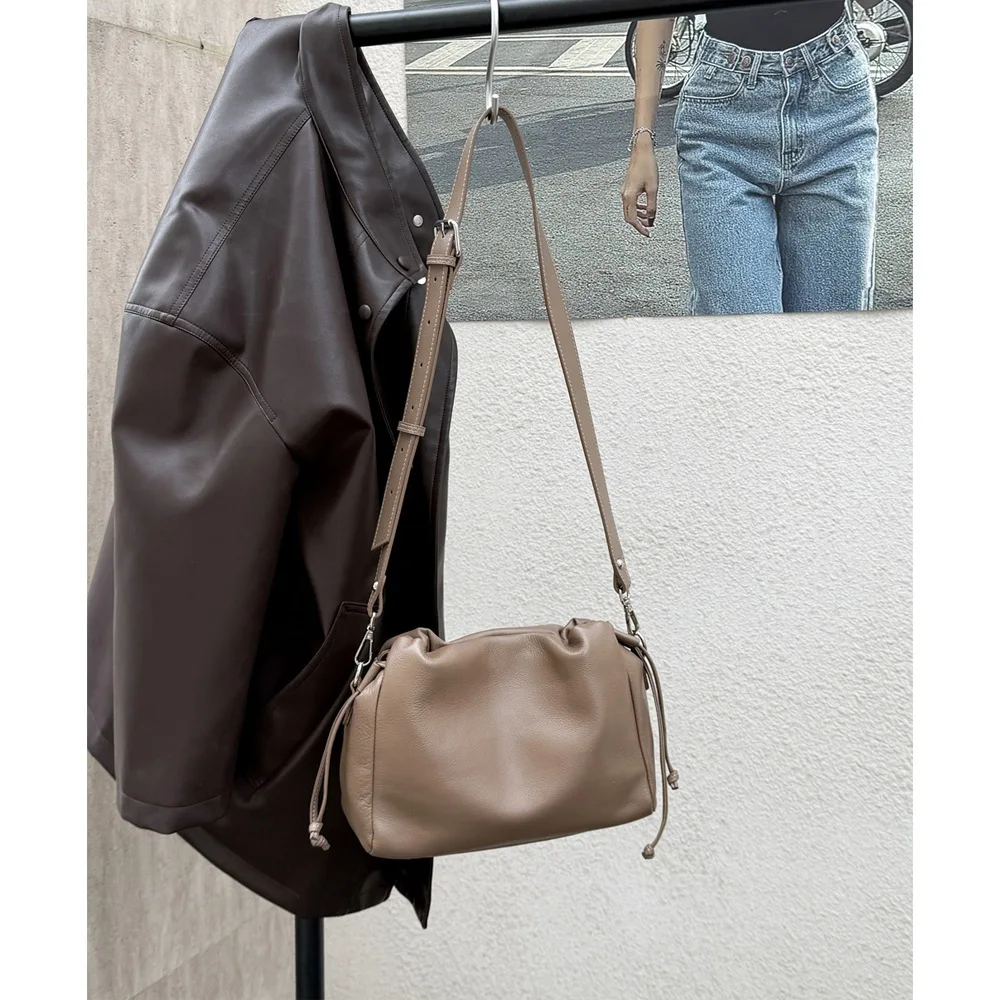 Ретро-сумка из мягкой натуральной кожи, из натуральной воловьей кожи, с естественным наклоном, через плечо, дизайнерская женская кожаная сумка класса люкс
Ретро-сумка из мягкой натуральной кожи, из натуральной воловьей кожи, с естественным наклоном, через плечо, дизайнерская женская кожаная сумка класса люкс