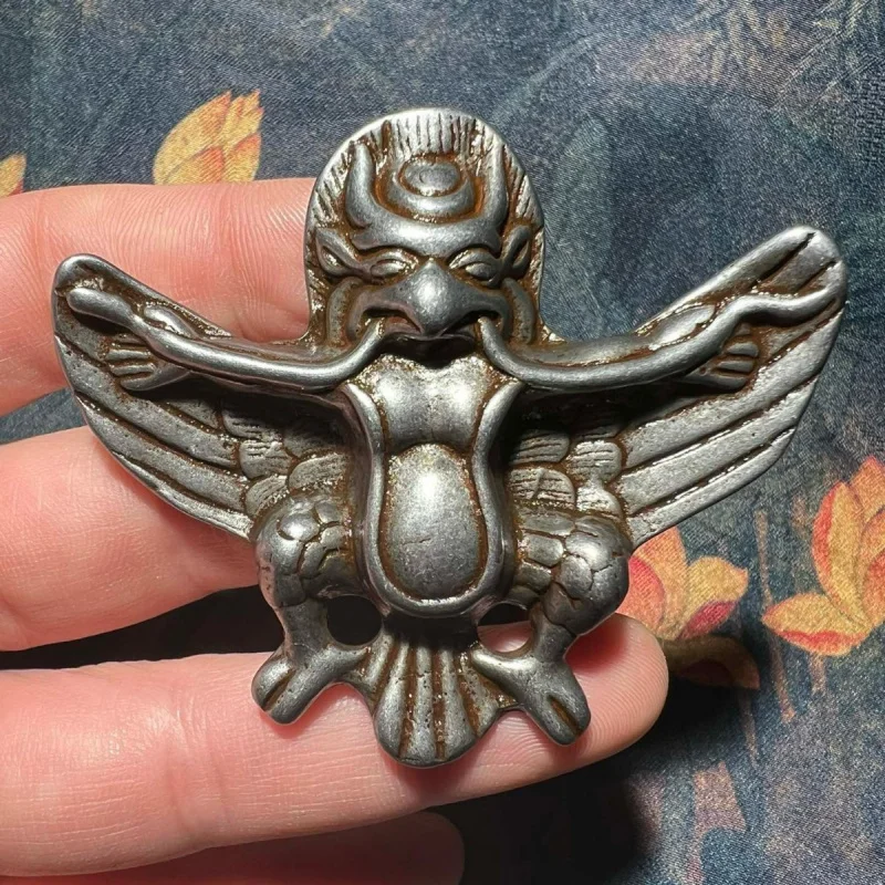 Multiple Options Tibetan Style Nepalese Big Peng Bird Iron Pendant Big Peng Bird Hanging Ornament Antique Style Waist Plate Pend
Multiple Options Tibetan Style Nepalese Big Peng Bird Iron Pendant Big Peng Bird Hanging Ornament Antique Style Waist Plate Pend