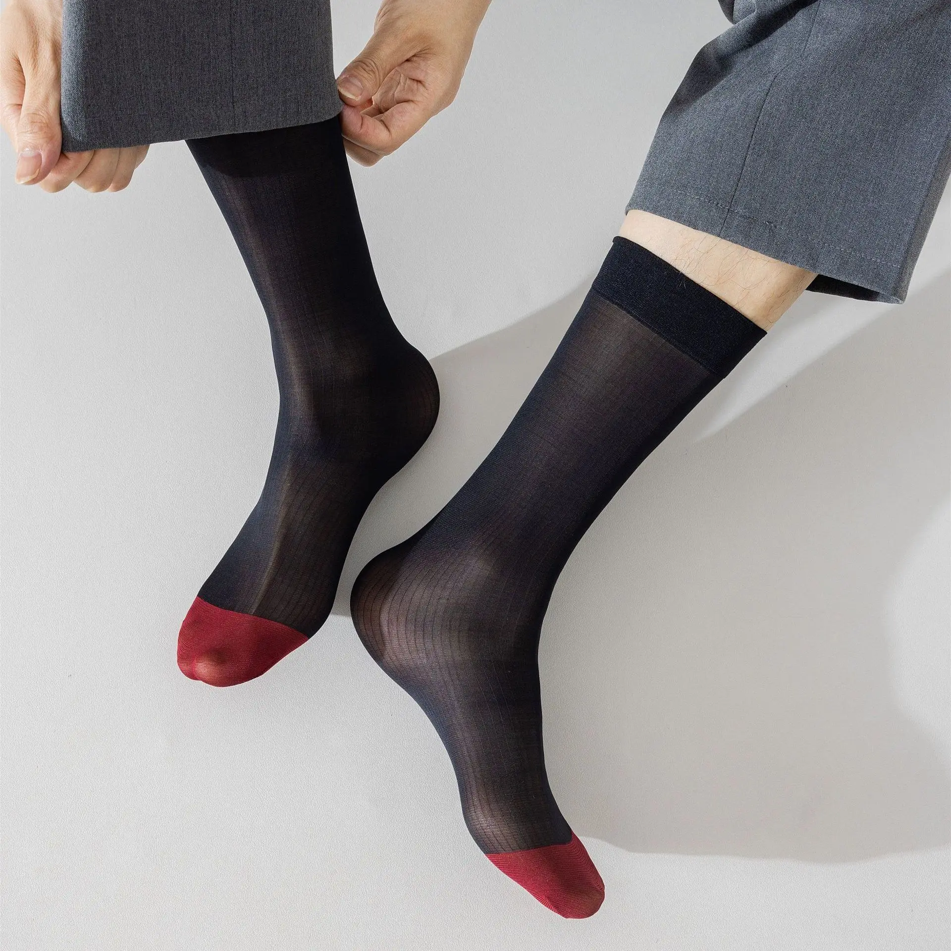 D.M Men's Dress Socks Breathable Tempt Ultra-thin Comfortable and Transparent Black Business Summer Launch Calcetin Corto Hombre
D.M Men's Dress Socks Breathable Tempt Ultra-thin Comfortable and Transparent Black Business Summer Launch Calcetin Corto Hombre